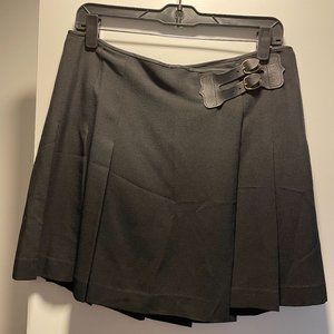 Polo Ralph Lauren mini-skirt with leather detail, size 8